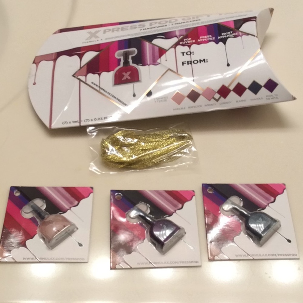 Xpress Pod manicures